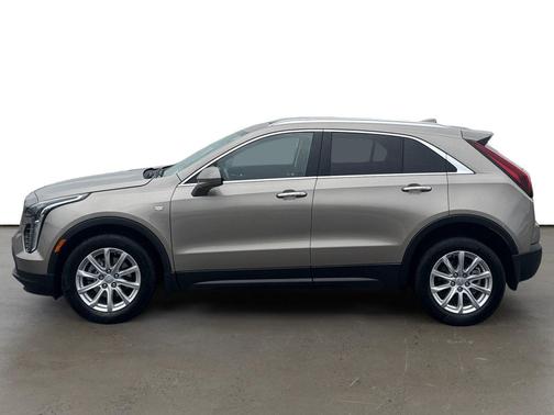 Latte Metallic 2023 Cadillac XT4 Luxury