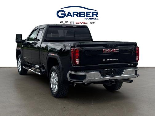 Onyx Black 2024 GMC Sierra 2500 SLE
