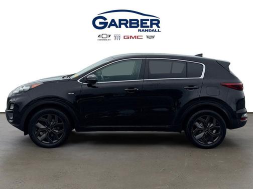 Black Cherry 2022 Kia Sportage LX