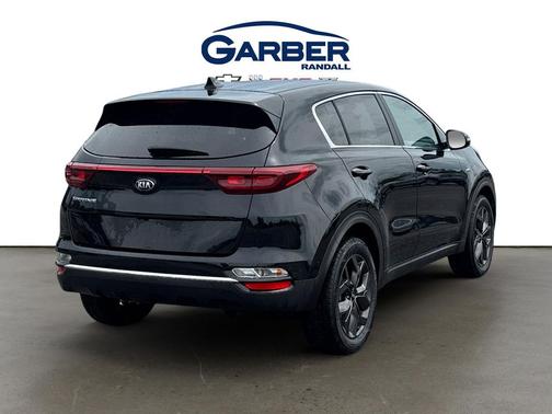 Black Cherry 2022 Kia Sportage LX