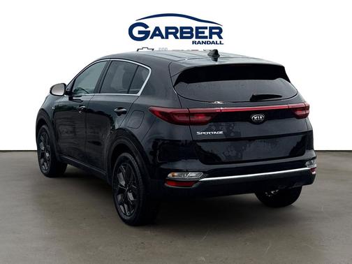 Black Cherry 2022 Kia Sportage LX