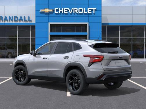 Sterling Gray Metallic 2026 Chevrolet Trax LT