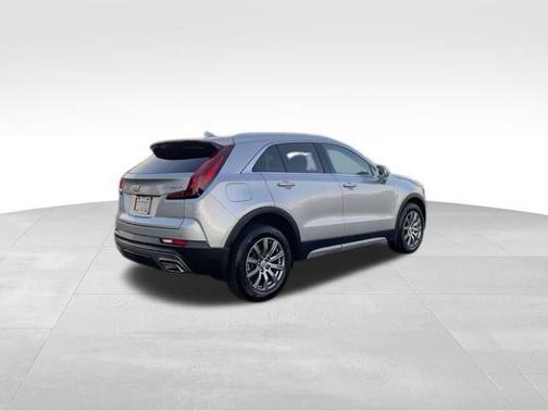 2020 Cadillac XT4 Premium Luxury
