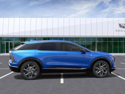 Coastal Blue Metallic 2026 Cadillac OPTIQ Premium Luxury