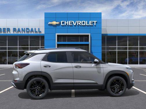 Sterling Gray Metallic 2026 Chevrolet Trailblazer LT