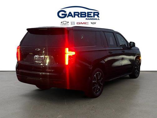 2024 Chevrolet Suburban RST