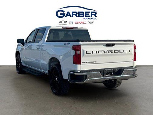 Summit White 2025 Chevrolet Silverado 1500 LT