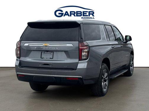 2022 Chevrolet Suburban LT