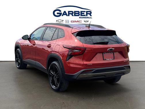 Cayenne Orange Metallic 2024 Chevrolet Trax FWD ACTIV
