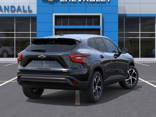 Mosaic Black Metallic 2026 Chevrolet Trax FWD 1RS