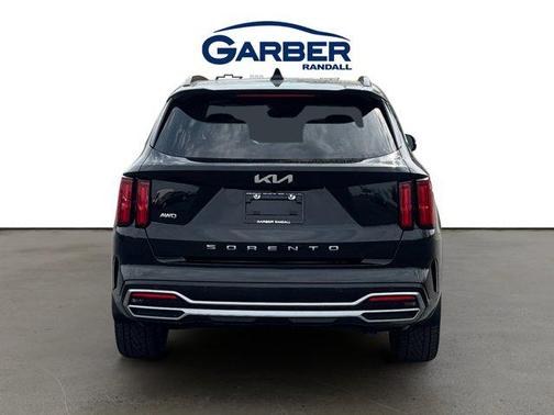 Ebony Black 2022 Kia Sorento SX