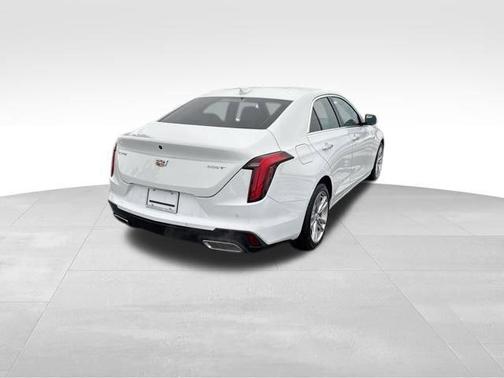 2024 Cadillac CT4 Luxury