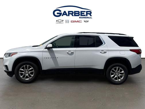 Summit White 2021 Chevrolet Traverse LT Cloth