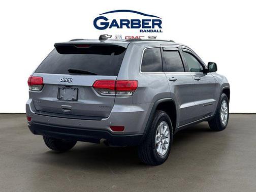 Billet Silver Metallic Clearcoat 2018 Jeep Grand Cherokee Laredo E