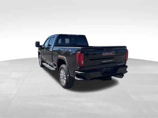 2023 GMC Sierra 2500 Denali