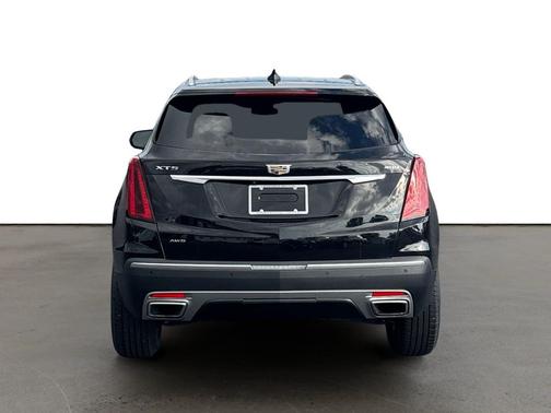 Black 2020 Cadillac XT5 Premium Luxury