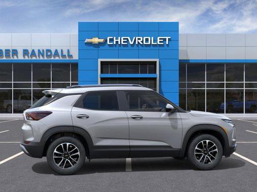 Sterling Gray Metallic 2026 Chevrolet Trailblazer LT