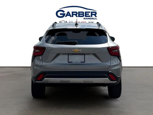 Sterling Gray Metallic 2024 Chevrolet Trax LT