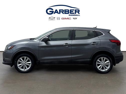 Gun Metallic 2018 Nissan Rogue Sport S