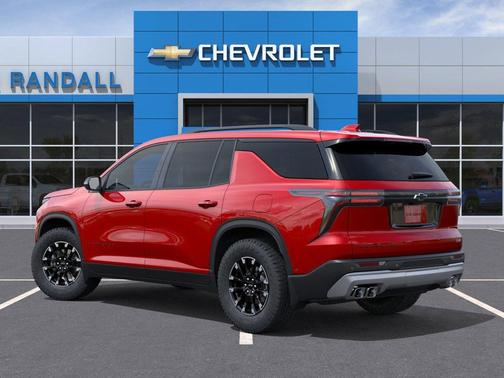 Radiant Red Tintcoat 2026 Chevrolet Traverse AWD Z71