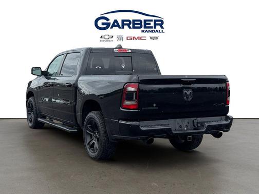 Diamond Black Crystal Pearlcoat 2020 RAM 1500 Big Horn/Lone Star