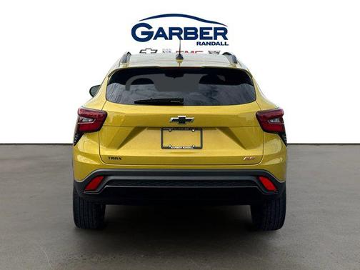 Nitro Yellow Metallic 2024 Chevrolet Trax FWD 2RS
