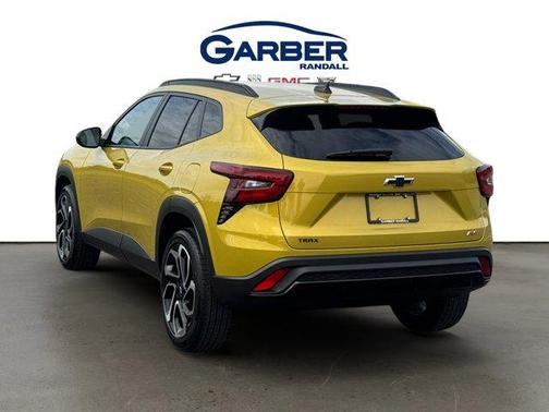 Nitro Yellow Metallic 2024 Chevrolet Trax FWD 2RS