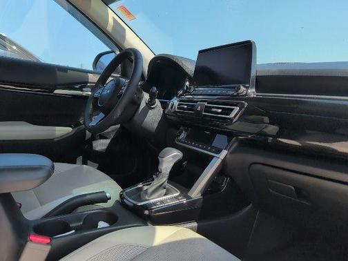 2022 Kia Seltos EX