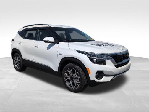 2022 Kia Seltos EX