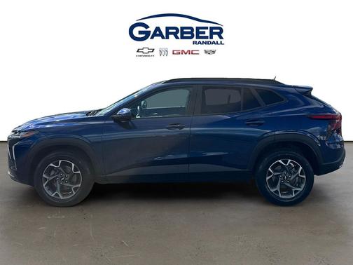 Blue Glow Metallic 2024 Chevrolet Trax LT