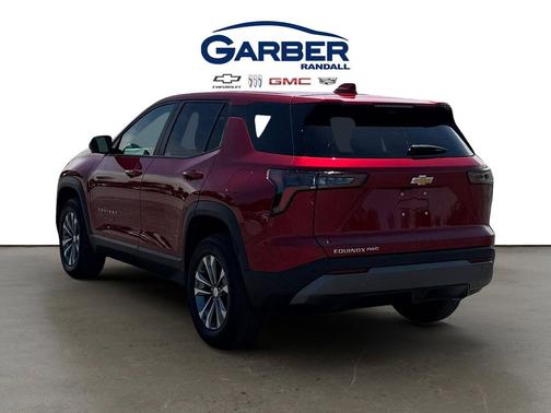Radiant Red Tintcoat 2025 Chevrolet Equinox 1LT