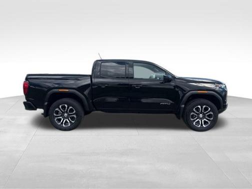 2024 GMC Canyon Base