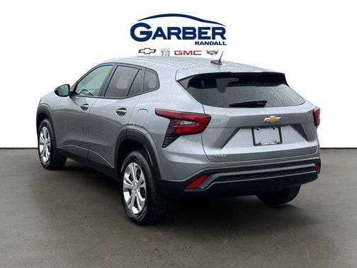 Sterling Gray Metallic 2024 Chevrolet Trax LS