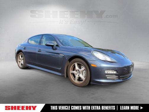 2011 Porsche Panamera 4
