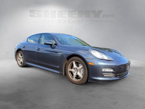 2011 Porsche Panamera 4