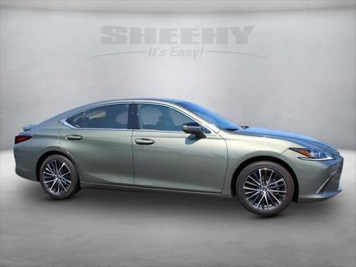 2025 Lexus ES 300h Base
