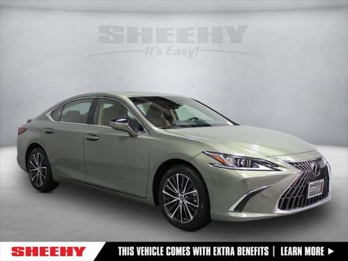 2025 Lexus ES 300h Base
