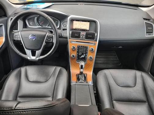 2017 Volvo XC60 T6 Inscription