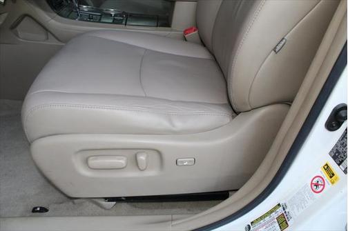 2010 Toyota Highlander SE