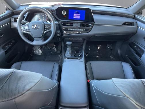 2023 Lexus ES 350 Base