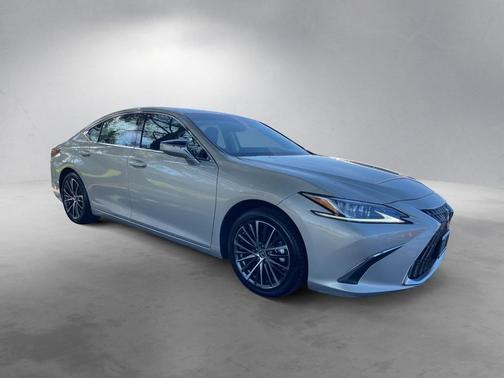 2023 Lexus ES 350 Base