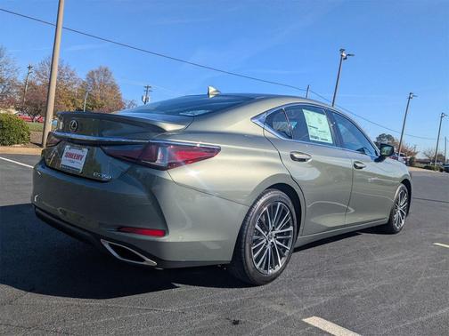 2025 Lexus ES 350 Base