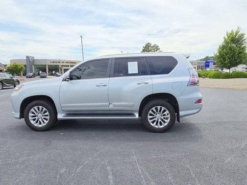 Silver Lining Metallic 2019 Lexus GX 460 Premium