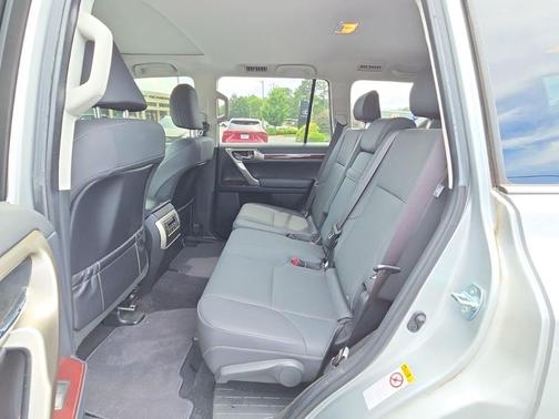 Silver Lining Metallic 2019 Lexus GX 460 Premium