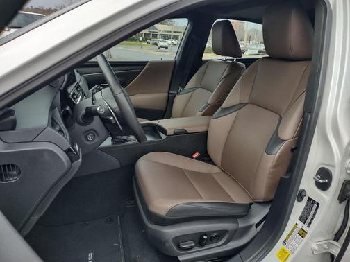 2025 Lexus ES 350 Base