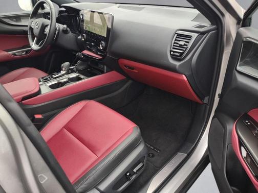2025 Lexus NX 350 Premium