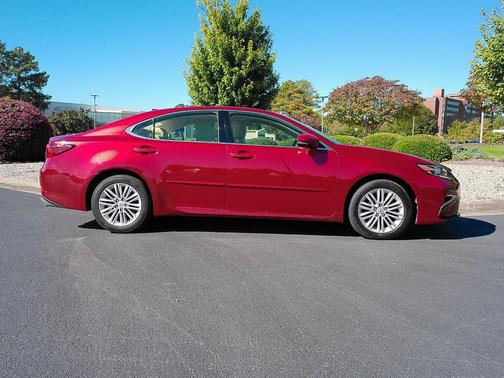 Matador Red Mica 2016 Lexus ES 350 Base