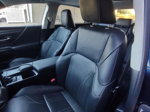 2021 Lexus ES 250 Base