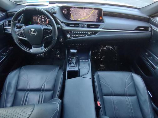 2021 Lexus ES 250 Base