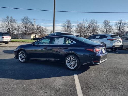 2021 Lexus ES 250 Base